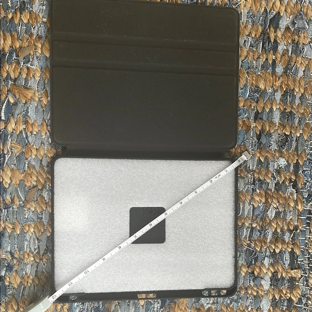 Composition book style case for Ipad 10” NEW